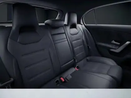 Photo 8 Mercedes Classe A A 200 Compacte