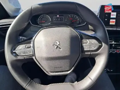 Photo 11 Peugeot 208  1.5 BlueHDi 100ch S/S Active CarPlay