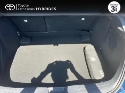 Photo 9 Toyota C-HR  1.8 Hybride 122ch Collection E-CVT