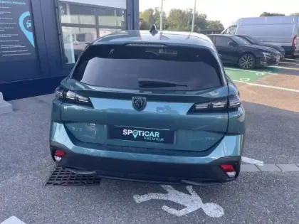 Photo 18 Peugeot 308  SW PHEV 180ch Active Pack e-EAT8