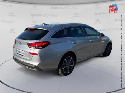 Photo 5 Hyundai I30  SW 1.0 T-GDi 120ch Hybrid 48V Creative DCT-7