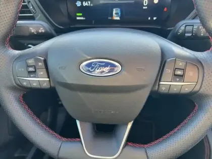 Photo 14 Ford Kuga  2.5 Duratec 180ch Hybrid FlexiFuel ST-Line Powershift