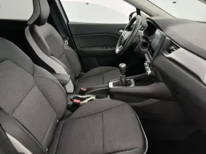 Photo 13 Renault Captur  1.3 TCe mild hybrid 140ch Techno