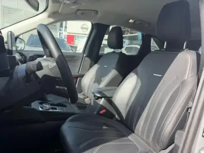 Photo 10 Ford Kuga  2.5 Duratec 190ch FHEV E85 Vignale BVA