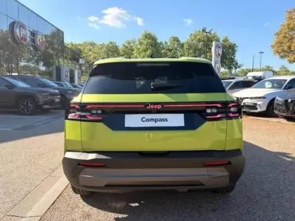 Photo 6 Jeep Compass  1.2 Turbo T3 145ch e-Hybrid First Edition BVR6