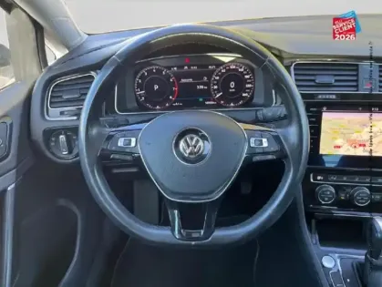 Photo 11 Volkswagen Golf  1.5 TSI EVO 150ch Carat Exclusive DSG7 5p