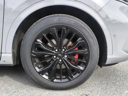 Photo 8 Ford Kuga  2.5 Duratec 190ch FHEV E85 Graphite Tech Edition BVA