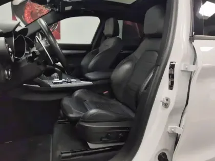 Photo 23 Alfa Romeo Stelvio  2.2 Diesel 190ch Sprint Q4 AT8 MY22