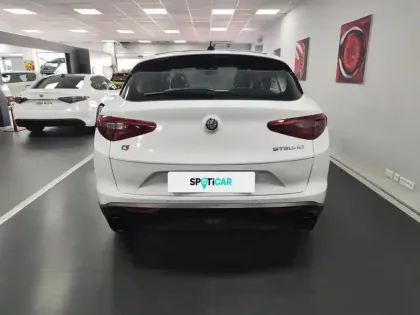 Photo 19 Alfa Romeo Stelvio  2.2 Diesel 190ch Sprint Q4 AT8 MY22
