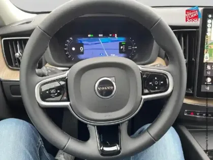 Photo 11 Volvo XC60  T6 Hybride Rechargeable 253 + 145ch Plus Style Dark Geartronic 8 AWD