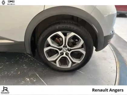 Photo 7 Renault Captur  1.6 E-Tech hybride rechargeable 160ch Intens -21