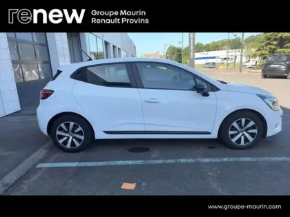 Photo 8 Renault Clio  1.6 E-Tech hybride 145ch Equilibre