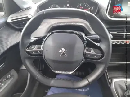 Photo 11 Peugeot 208  1.5 BlueHDi 100ch S&S Active