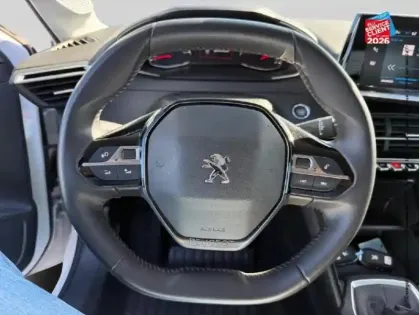 Photo 11 Peugeot 208  1.5 BlueHDi 100ch S&S Active