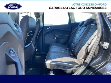 Photo 11 Ford Kuga  2.0 TDCi 150ch Stop&Start Vignale 4x2 Euro6.2
