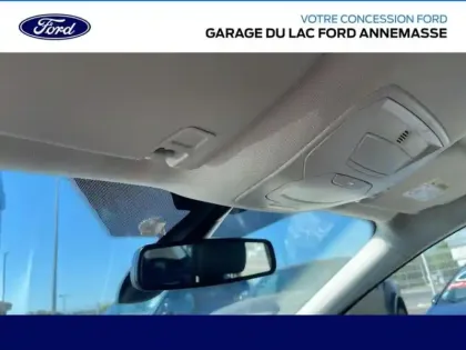 Photo 6 Ford Kuga  2.0 TDCi 150ch Stop&Start Vignale 4x2 Euro6.2