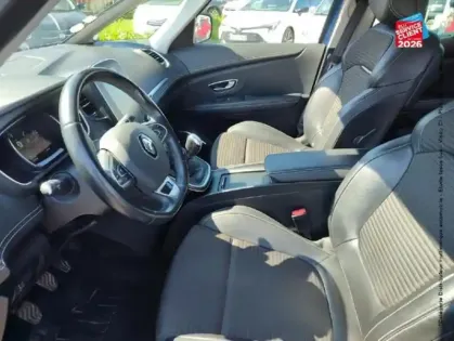 Photo 14 Renault Scenic  1.7 Blue dCi 150ch Intens