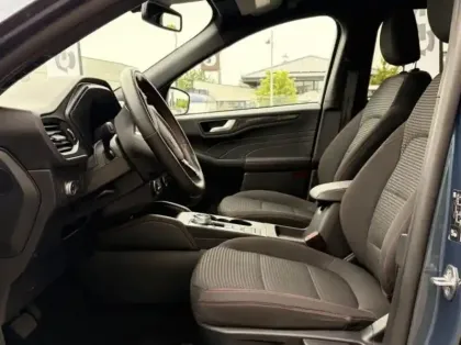 Photo 12 Ford Kuga  2.5 Duratec 190ch FHEV E85 ST-Line BVA