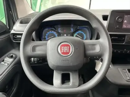 Photo 13 Fiat Doblo  Fg e- COMBI SWB LIVE PACK ZEN