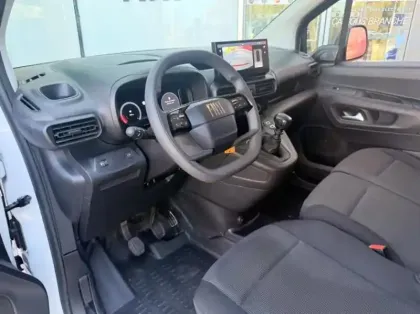 Photo 8 Fiat Doblo  Fg M 650kg BlueHDi 100ch S&S Pack Premium Connect
