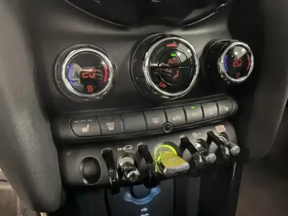 Photo 12 Mini Mini  Cooper SE 184ch Edition Premium BVA 5CV