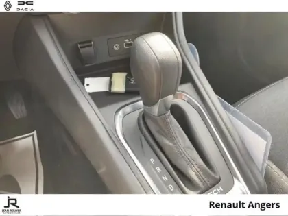 Photo 5 Renault Captur  1.6 E-Tech hybride 145ch Evolution