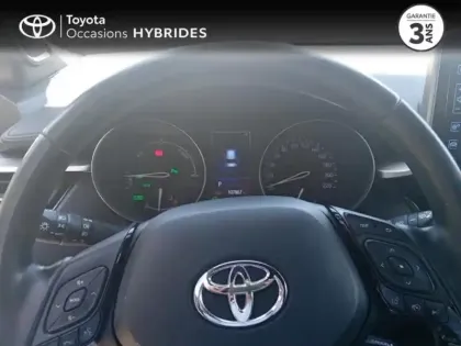 Photo 12 Toyota C-HR  122h Graphic 2WD E-CVT RC18