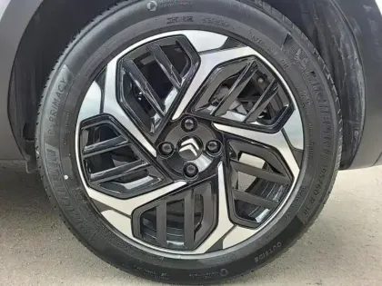 Photo 10 Citroën C4  PureTech 130ch S&S Shine Pack EAT8
