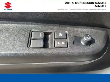 Photo 12 Suzuki Ignis  1.2 Dualjet Hybrid 83ch Privilège Allgrip
