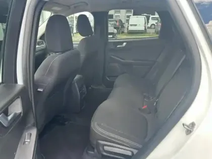 Photo 15 Ford Kuga  2.5 Duratec 180ch Hybrid FlexiFuel Titanium Business Powershift