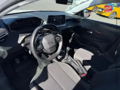 Photo 14 Peugeot 208  1.5 BlueHDi 100ch S/S Active CarPlay