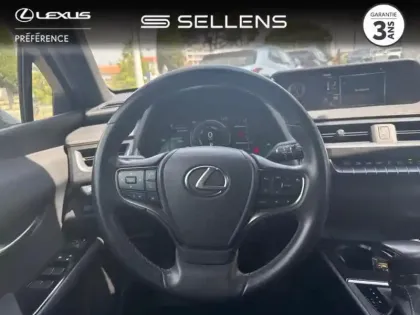 Photo 8 Lexus UX  250h 2WD Premium Edition MY22