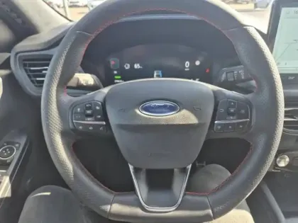 Photo 18 Ford Kuga  2.5 Duratec 180ch Hybrid FlexiFuel ST-Line X Powershift
