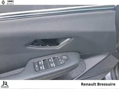 Photo 13 Renault Megane  E-Tech Electric 220ch Iconic autonomie confort -24