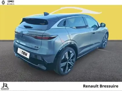 Photo 26 Renault Megane  E-Tech Electric 220ch Iconic autonomie confort -24