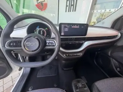 Photo 9 Fiat 500  e 95ch Icône