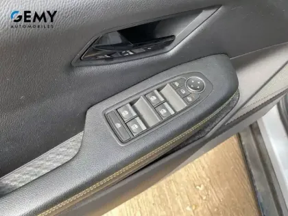 Photo 11 Renault Megane  E-Tech EV60 220 ch optimum charge