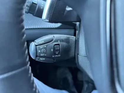 Photo 14 Peugeot 208  PureTech 130 S&S EAT8