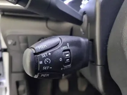 Photo 25 Citroën C3  PureTech 83 S&S BVM5