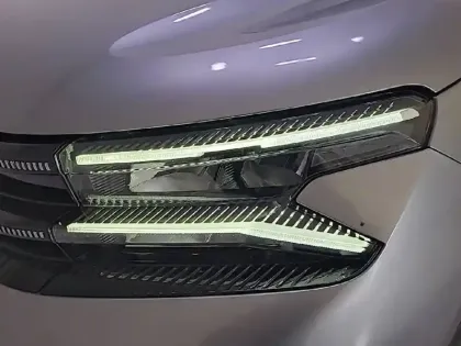 Photo 15 Citroën C5 aircross  PureTech 130 S&S BVM6