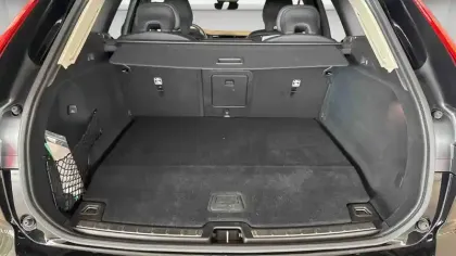 Photo 9 Volvo XC60  T6 AWD Hybride rechargeable 253 ch+145 ch Geartronic 8
