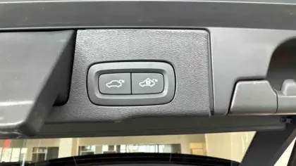 Photo 10 Volvo XC60  T6 AWD Hybride rechargeable 253 ch+145 ch Geartronic 8