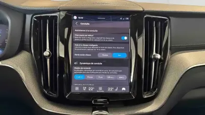 Photo 20 Volvo XC60  T6 AWD Hybride rechargeable 253 ch+145 ch Geartronic 8