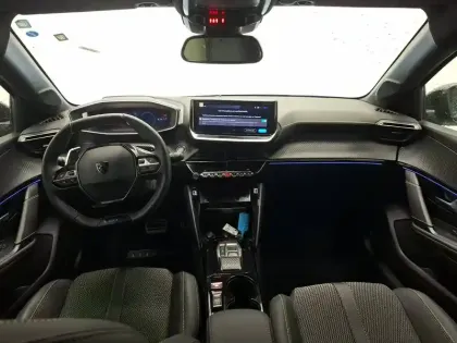 Photo 9 Peugeot 208  Hybrid 145 ch e-DCS6