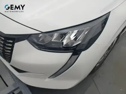 Photo 14 Peugeot 208  PureTech 100 S&S BVM6