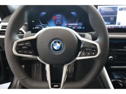 Photo 7 BMW Serie 3 330e xDrive 292 ch BVA8