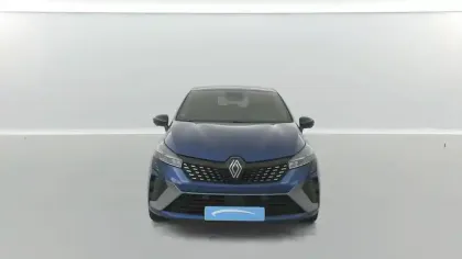 Photo 15 Renault Clio  E-Tech full hybrid 145