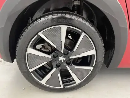 Photo 18 Peugeot 208  Electrique 50 kWh 136ch