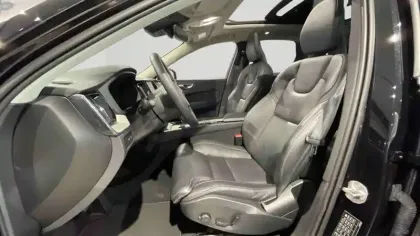 Photo 24 Volvo XC60  T6 AWD Hybride rechargeable 253 ch+145 ch Geartronic 8