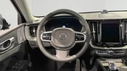 Photo 25 Volvo XC60  T6 AWD Hybride rechargeable 253 ch+145 ch Geartronic 8
